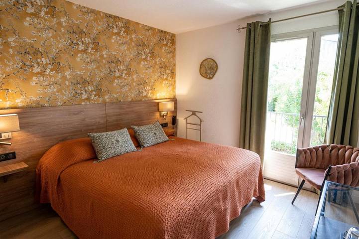 Hôtel pour 2 personnes, avec sauna ainsi que jardin et vue, animaux acceptés à Saint-Rémy-de-Provence - 4