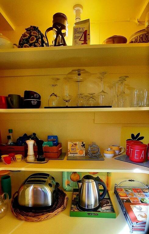 Bespoke Cottage, outdoor baths, wine tasting, pet friendly in Sleepers Vineyard in Canterbury (NZ)