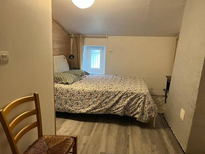 Gîte pour 2 personnes, avec terrasse et jardin à Saint-Germain-d'Esteuil