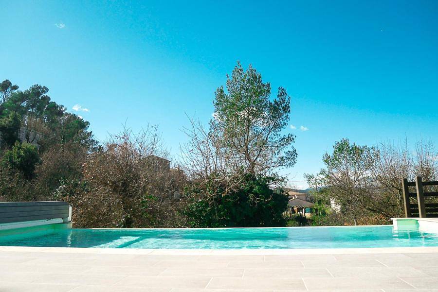 Superbe villa 150 m2 plain pied climatisée avec piscine in Rocbaron, Côte méditerranéenne (France)