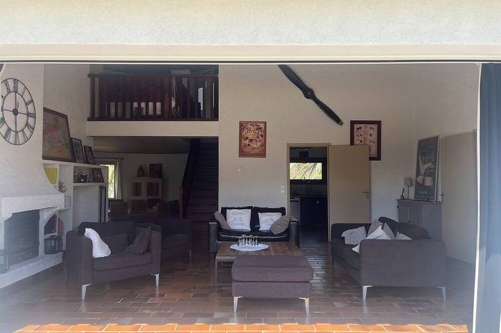 Location de vacances pour 10 personnes, avec jardin à Pollestres - 2