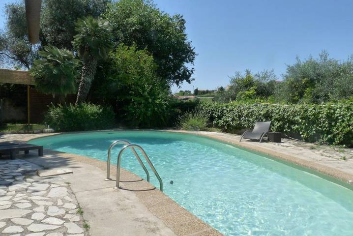 Chambre d’hôte pour 3 personnes, avec jardin et terrasse ainsi que piscine et vue à Nice - 3