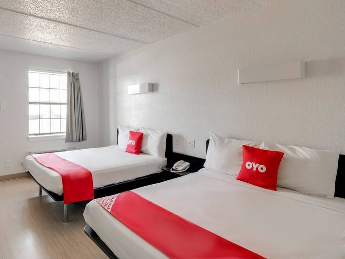 Hotel para 4 personas - 1