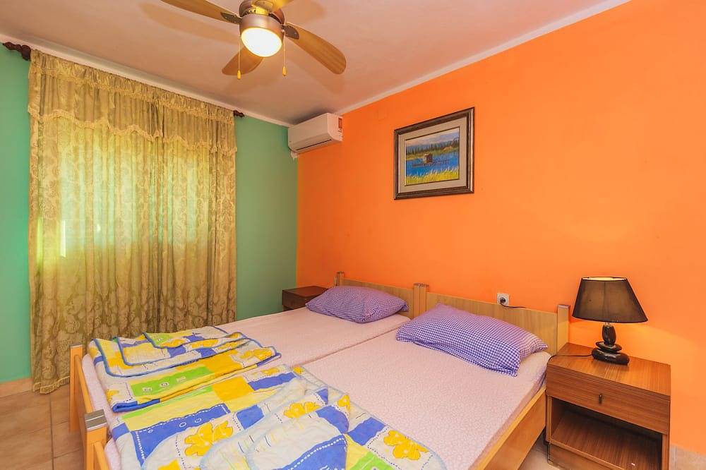 Ganze Wohnung, Apartments Lilic 5 / Erdgeschosswohnung in Ulcinj, Opština Ulcinj