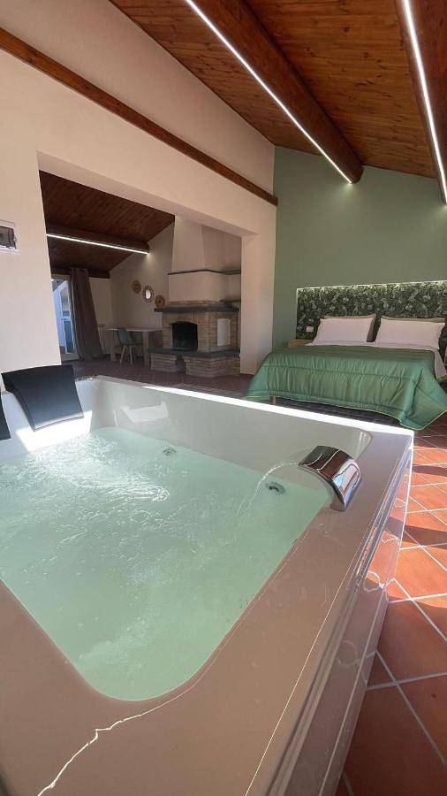 Double Room with Balcony in Cannizzaro, Aci Castello
