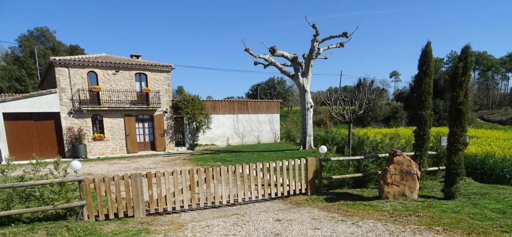 Casa de vacaciones para 10 personas, con Balcón y Terraza además de Jardín y Piscina en Berguedà - 4