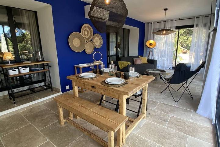 Vacation rental for 4 people, with yard in Grimaud