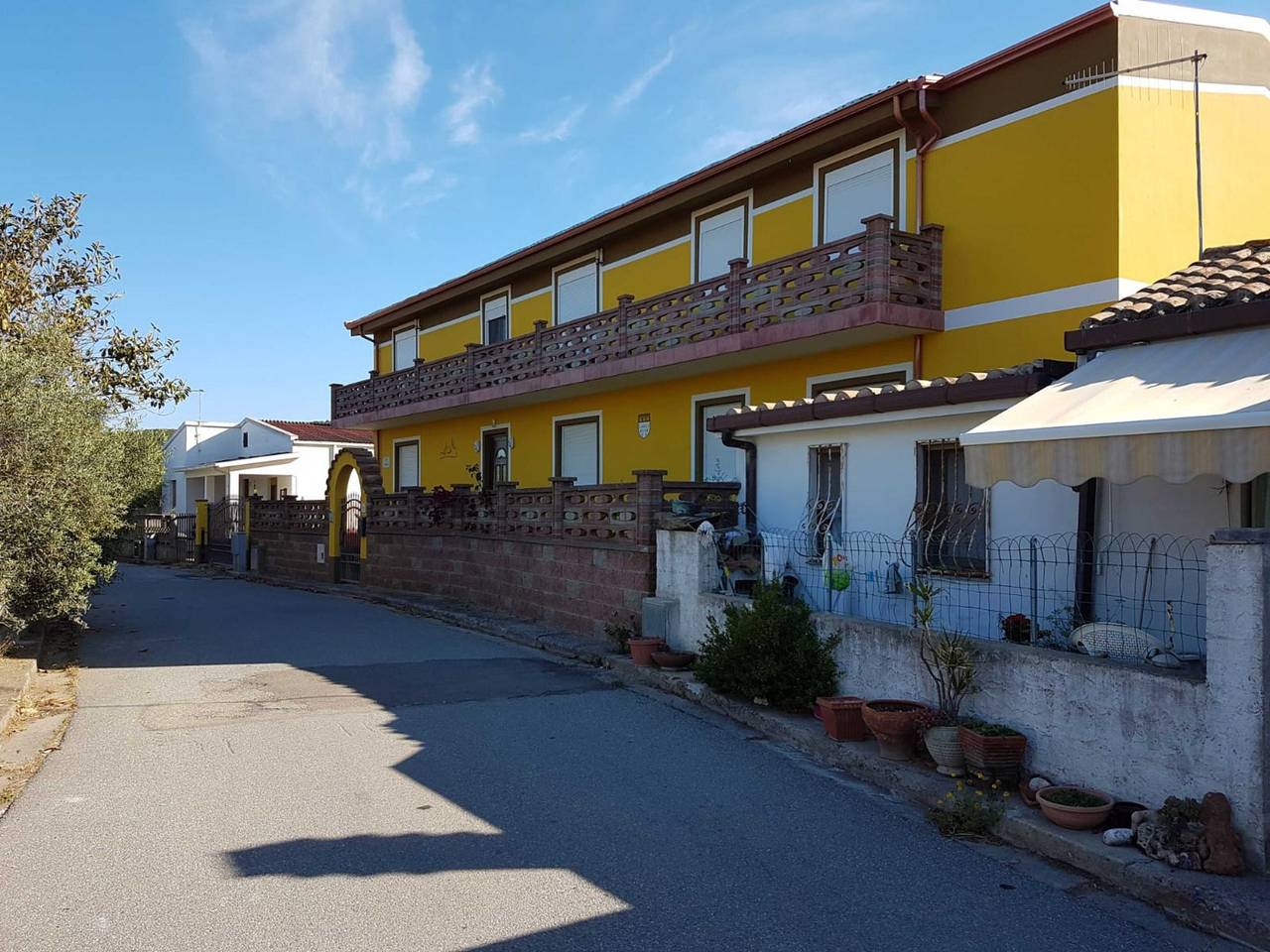 Apartamento entero, Apartamento "Casa Colonia 1" con vistas al mar, barbacoa compartida y Wi-Fi in Sant'Anna Arresi, Provincia de Carbonia-Iglesias