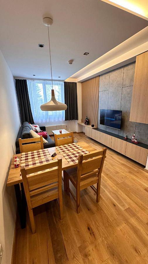 Aparthotel para 4 pessoas, com vista e sauna e ainda piscina - 1