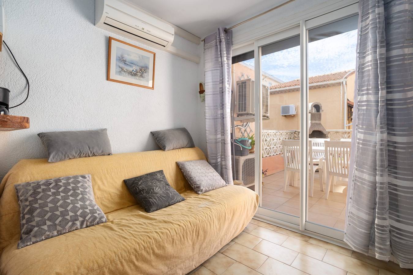 Ganze Wohnung, Appartement 'Le Mieukerien – Nähe Réserve Africaine, 200 m zum Strand' in Port-la-Nouvelle, Mittelmeerküste (Frankreich)