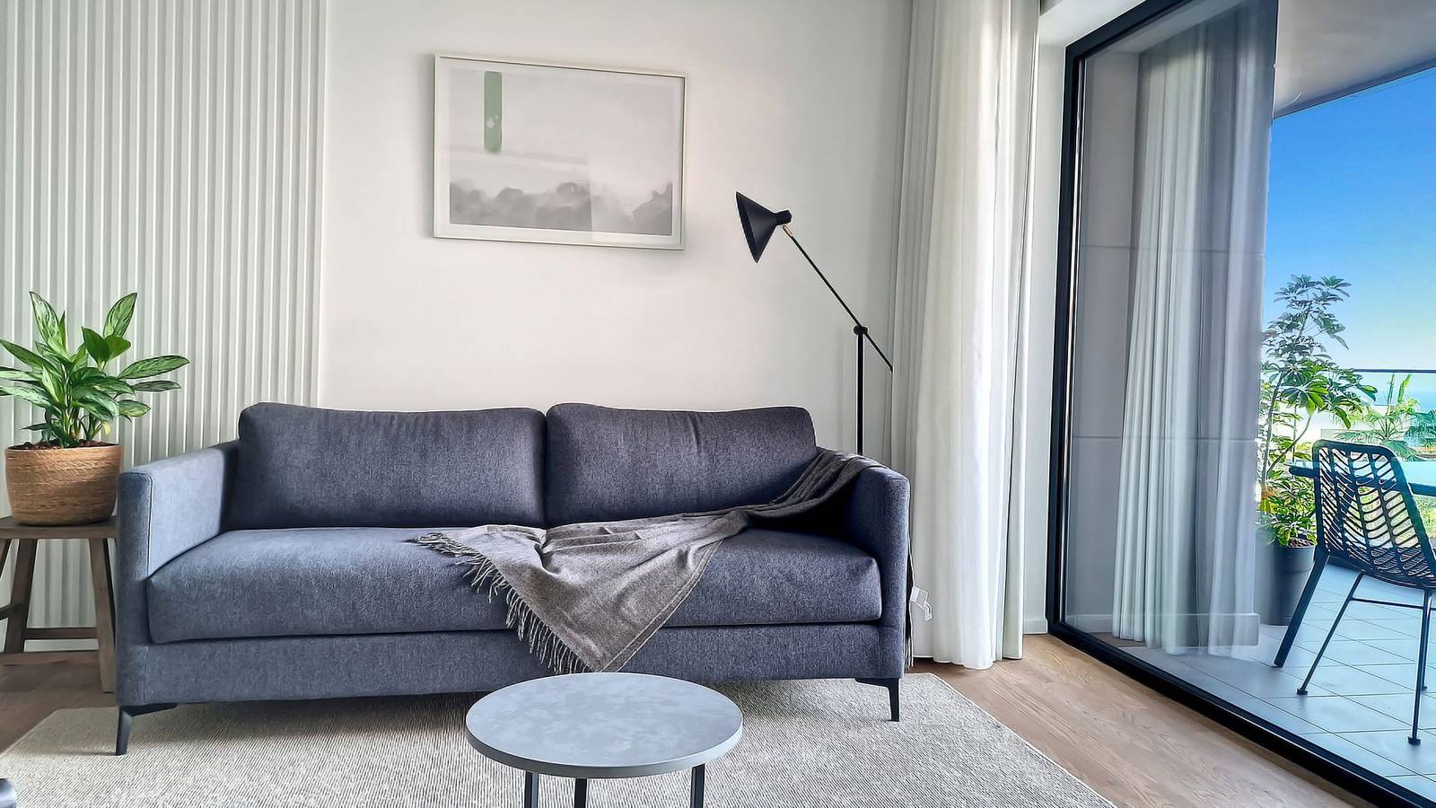 Apartamento inteiro, Roots Loft by Lovelystay in São Martinho (desambiguação), Madeira