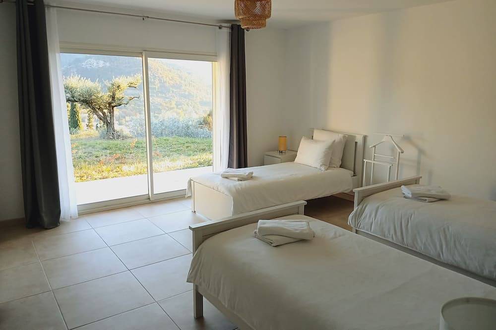 Villa Mia - 5 stars in Buis-les-Baronnies, Nyons region