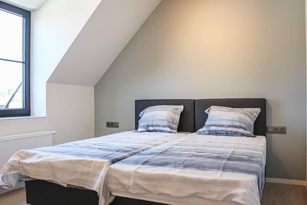 Amazing home in Diksmuide in Woumen, Diksmuide