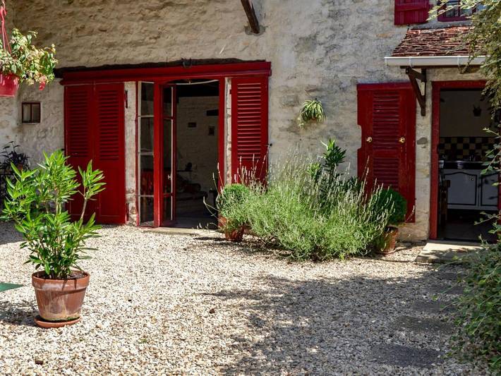 Location de vacances pour 4 personnes, avec terrasse à Tanlay - 3