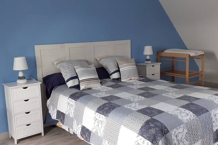 Charming cottage near the sea in Saint-Germain-sur-Ay, Coutances
