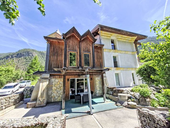 Ferienwohnung für 7 Personen, mit Balkon und Terrasse sowie Garten in Tösens