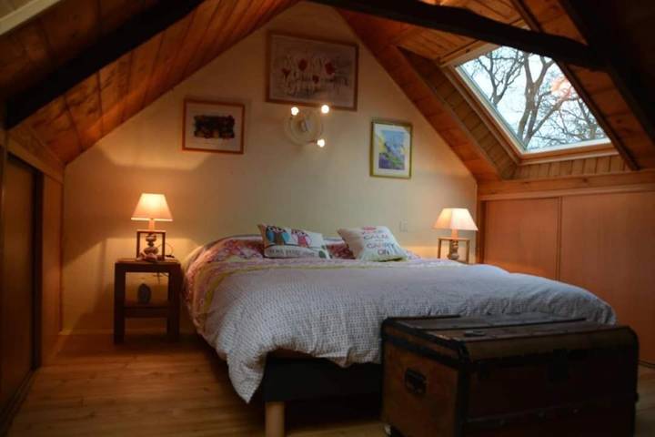 Location de vacances pour 4 personnes, avec terrasse à Saint-Gilles-Pligeaux - 4