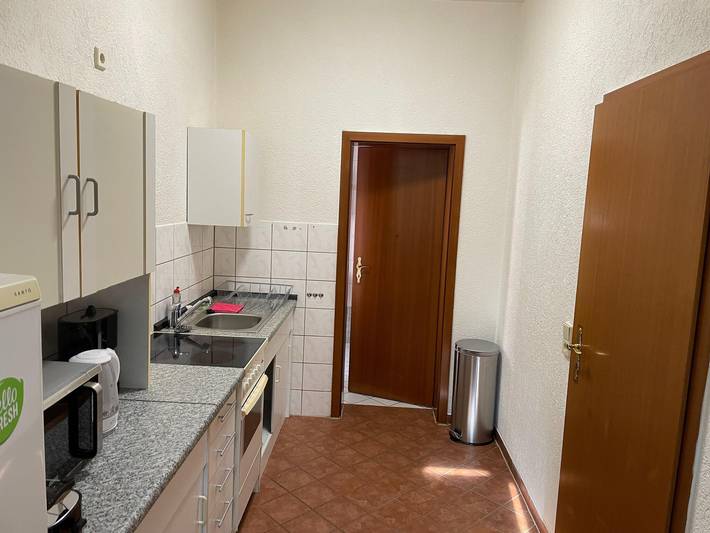 Ganze Wohnung, Studiowohnung, mit Grillplatz im Hof in Eilenburg, Sächsisches Burgen- und Heideland