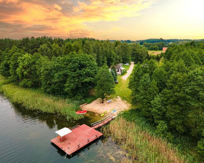 Domek letniskowy dla 4 osób, z Taras i Widok oraz Widok na jezioro w 