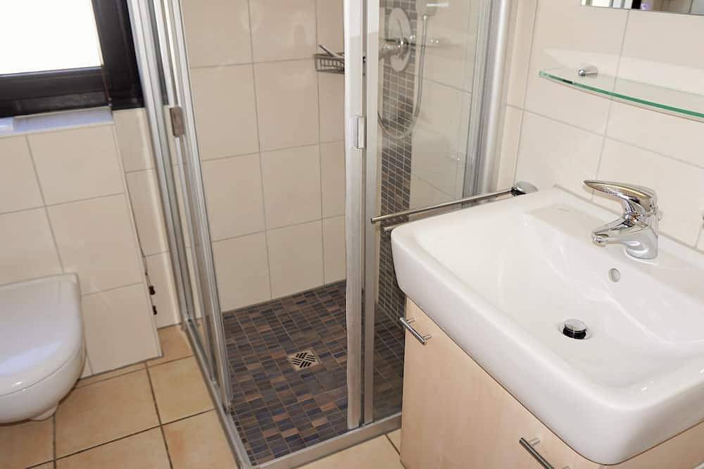\"Erlebe unvergessliche Ferien im Feriendorf Hochbergle am See!\" in Lechbruck am See, Bayerisch Schwaben