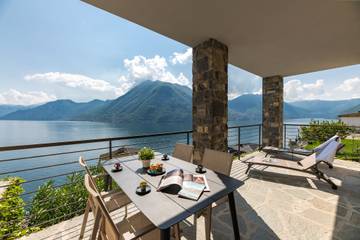 Vacation Rental for 4 Guests in Comune di Argegno, Lake Como, Picture 2