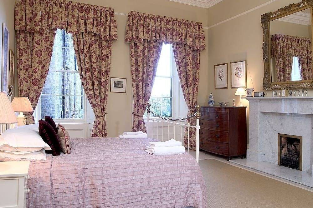 1 Bellevue Terrace - sleeps 4 guests  in 2 bedrooms in Edinburgh, Edinburgh and Lothian