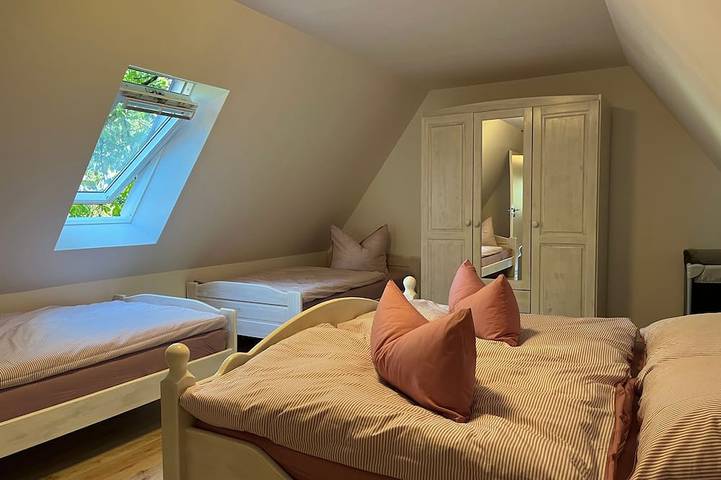 Ferienwohnung für 4 Personen, mit Terrasse und Garten in Zurow - 3