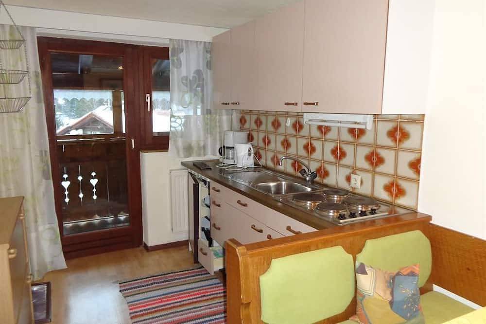 Ganze Wohnung, Gehrenspitze,Schlafzimmer,Wohnküche,Dusche/Wc,Balk - Haus Ahrnspitze in Weidach, Leutasch
