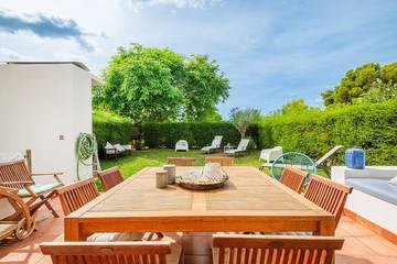 Villa for 13 People in Alvor, Faro District, Photo 2