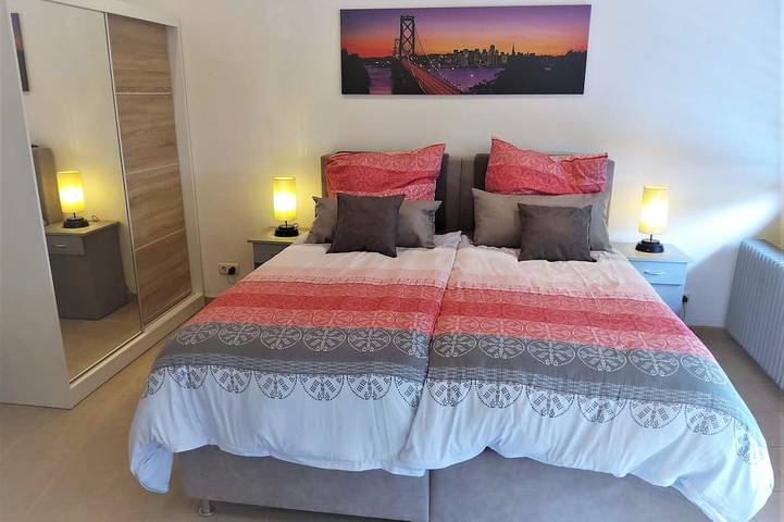 Ferienwohnung für 2 Personen, mit Balkon in Libori Paderborn