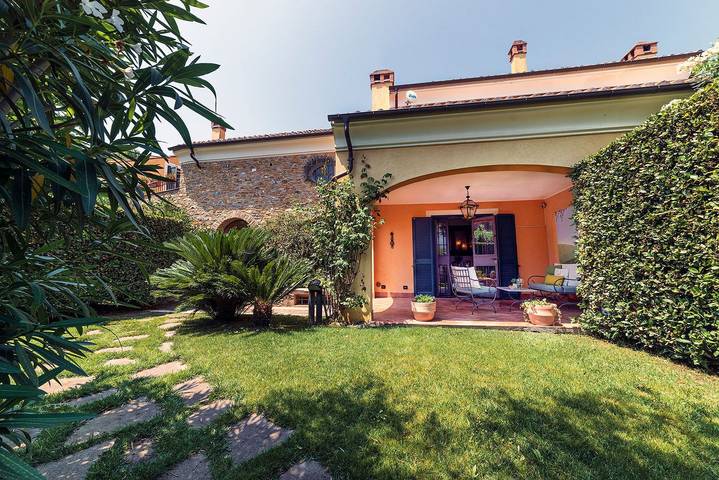 Casa vacanza per 4 persone con terrazza in Garlenda, Riviera di Ponente