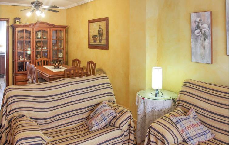 Apartamento vacacional entero, Apartamento de 180m² con Parking, Terraza y Cerca de la Playa in Los Alcázares, Costa Cálida