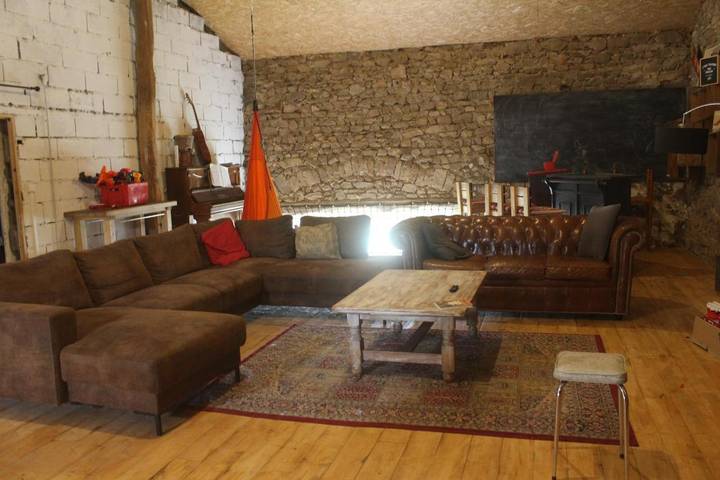 Location de vacances pour 10 personnes, avec vue et terrasse, animaux acceptés à Cunlhat