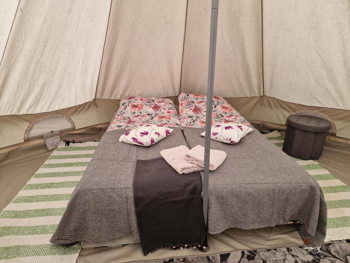 Sunset Glamping - luksustelttamajoitus Powerparkin lähellä in Kauhava