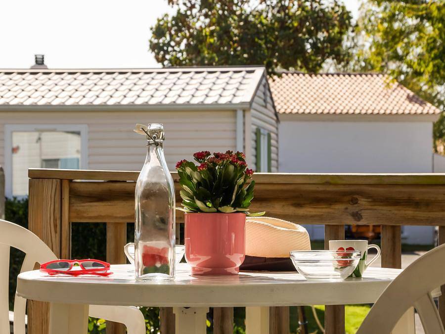 Camping Le Lagon Bleu - Mobilhome 2 personas - Casa móvil Bikini de 1 dormitorio con terraza in Notre-Dame-de-Monts, Vandea