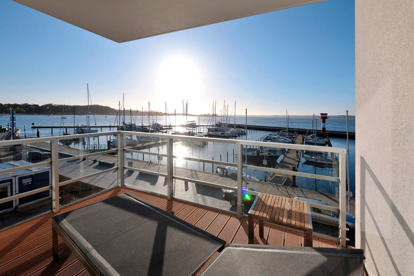 Apartamento vacacional entero, Apartment 13 "Möwennest", Blickrichtung offenes Meer/Binnenhafen Nord in Eckernförde, Bay of Eckernförde