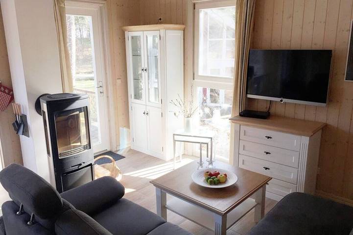 Ferienhaus am Strand für 4 Personen, mit Terrasse und Sauna auf Rügen