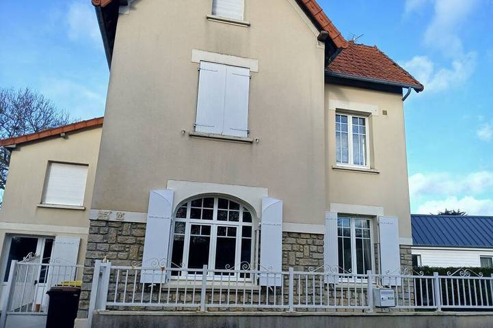 Location de vacances pour 12 personnes, animaux acceptés à Sainte-Honorine-des-Pertes