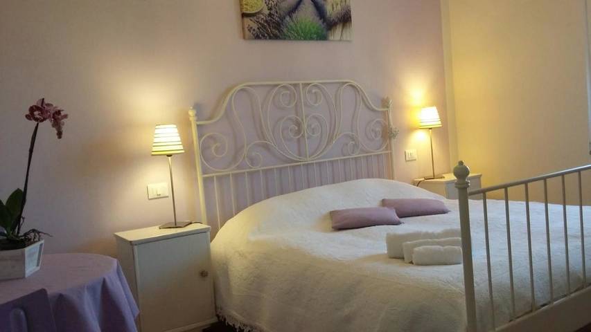 Bed and breakfast per 3 persone, con panorama e giardino - 1