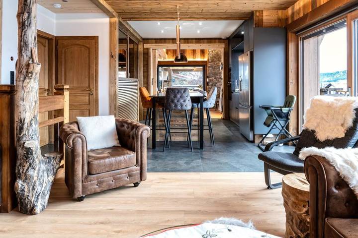 Gîte pour 14 personnes, avec piscine et jacuzzi ainsi que sauna et jardin à Cleurie - 4