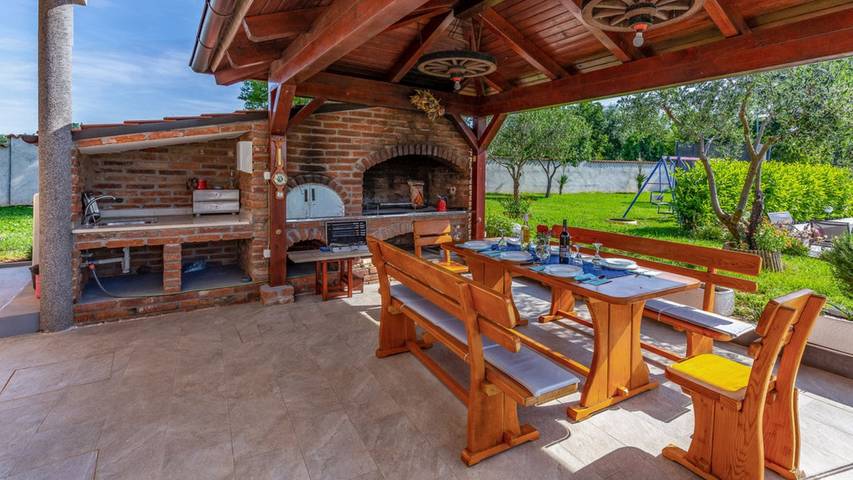 Villa pour 10 personnes, avec jardin et terrasse à Loborika - 3