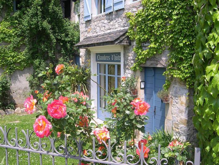 Chambre d’hôte pour 4 personnes, avec Terrasse et Jardin à Oloron-Sainte-Marie
