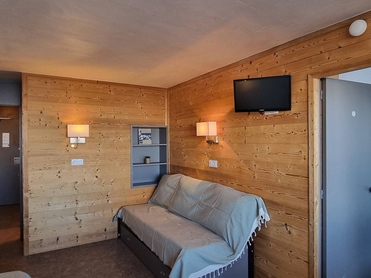 Appartement entier, Appartement cosy au pied des pistes - Vue Mont-Blanc - Animaux admis in Aime 2000, Aime-la-Plagne