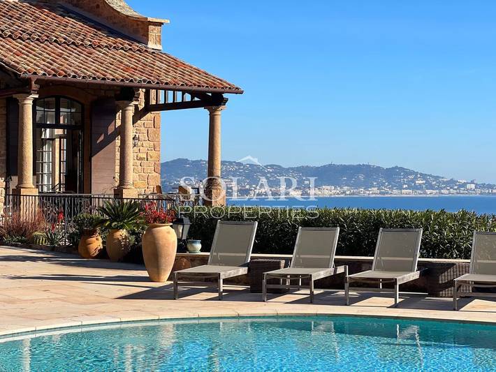 Villa pour 10 personnes, avec jardin ainsi que piscine et jacuzzi à Mandelieu-la-Napoule - 4