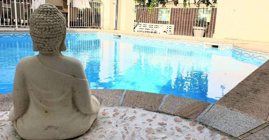 Hôtel pour 2 personnes, avec piscine et terrasse, animaux acceptés à Guéret - 3