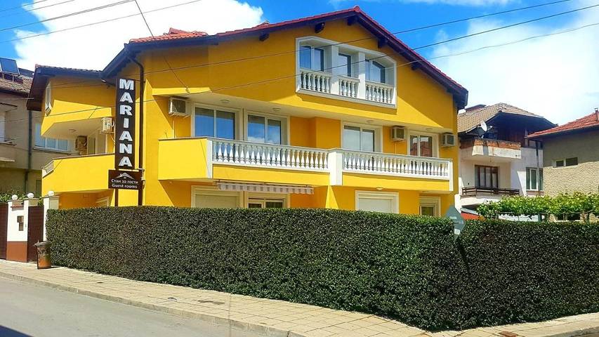 Maison d’hôte pour 4 personnes, avec Terrasse ainsi que Jardin et Vue à Gotsé Deltchev