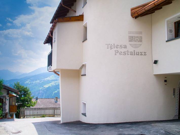 Ferienhaus für 20 Personen, mit Balkon und Terrasse