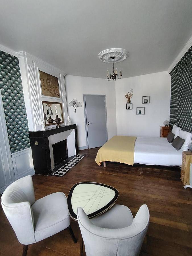 Le Relais des Roses - Chambres d'hôtes, Sauna privatisable in Vatan, Région d'Issoudun