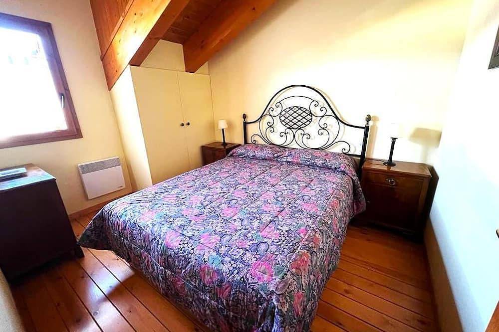 Osseja V - Two Bedroom House, Sleeps 4 in Osséja, Parc naturel régional des Pyrénées catalanes