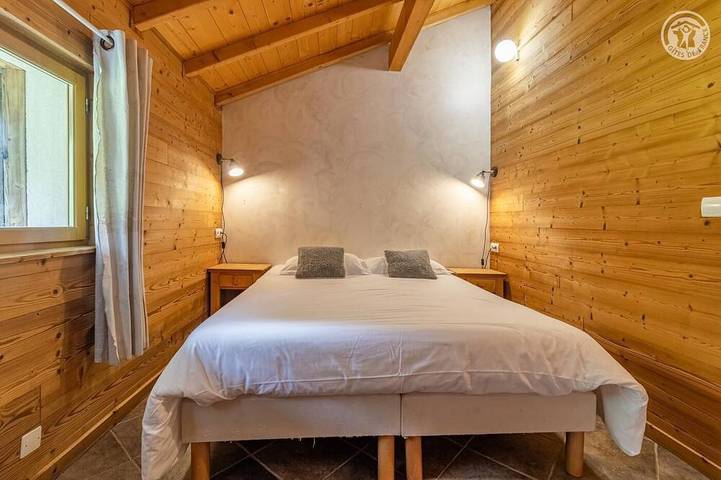 Location de vacances pour 8 personnes, avec terrasse ainsi que sauna et jacuzzi à La Compôte - 3